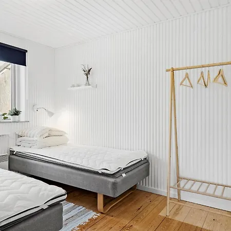 3 Bedroom Amazing In Casa de Férias Otterup