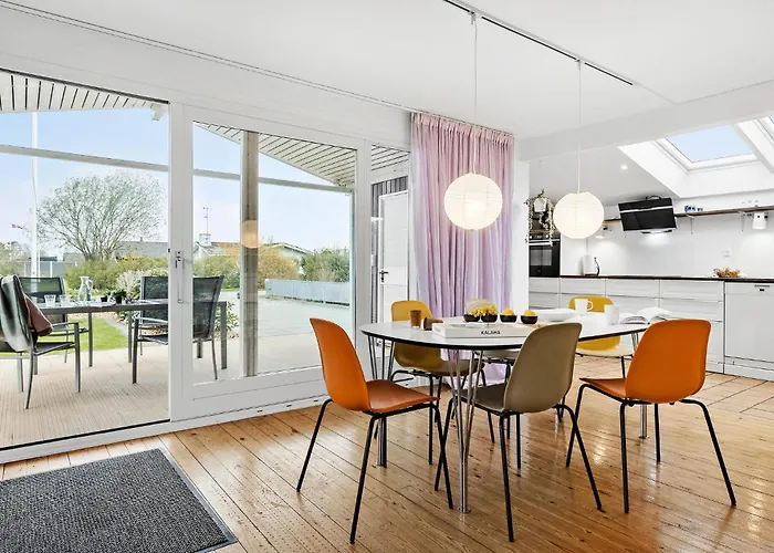 3 Bedroom Amazing In Dom wakacyjny