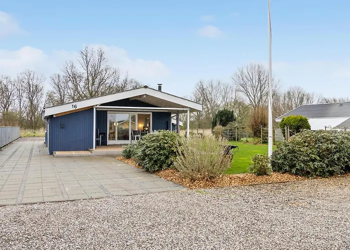 3 Bedroom Amazing In Otterup